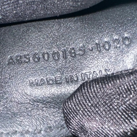 Saint Laurent Medium Suede Triquilt Envelope Shoulder Bag - Picture 12 of 13